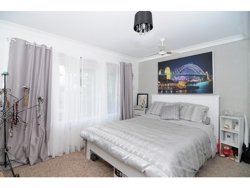 16 Hockey Street, Nowra NSW 2541