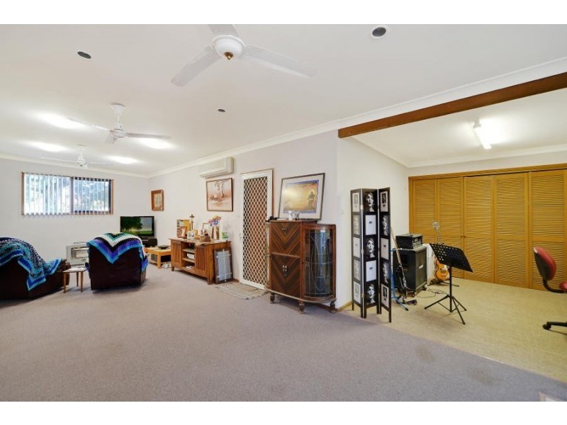 9 Greenwell Point Road, Nowra NSW 2541