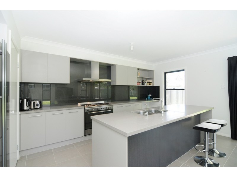 26 Bowerbird Street, South Nowra NSW 2541