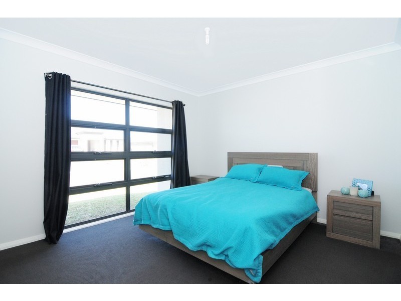 26 Bowerbird Street, South Nowra NSW 2541