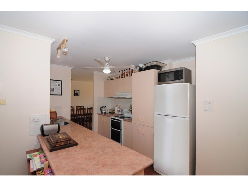 8 Almond Grove, Worrigee NSW 2540