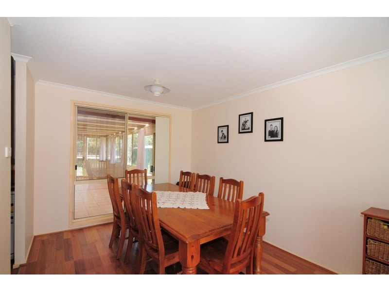 8 Almond Grove, Worrigee NSW 2540