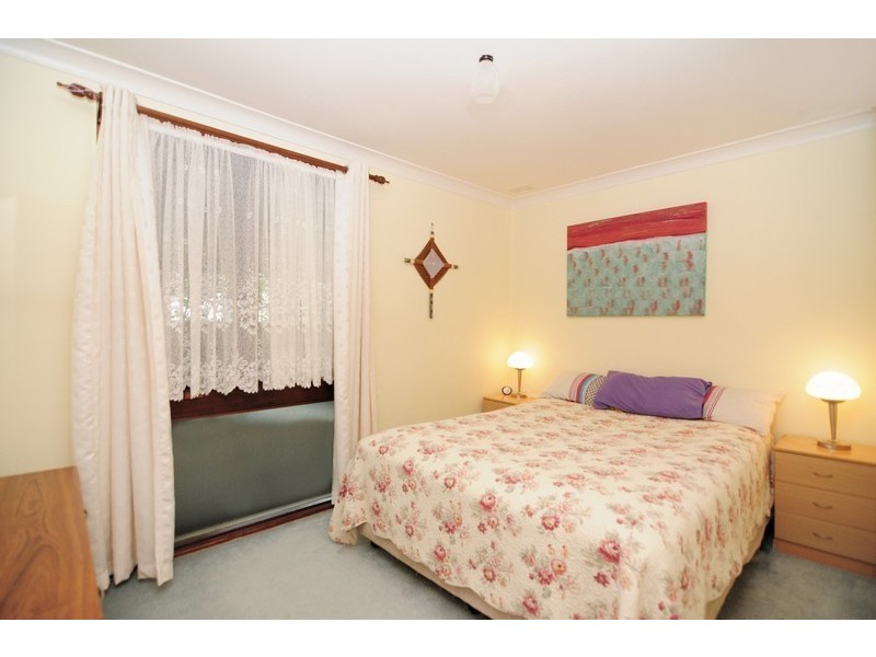 25 Alfred Street, Bomaderry NSW 2541