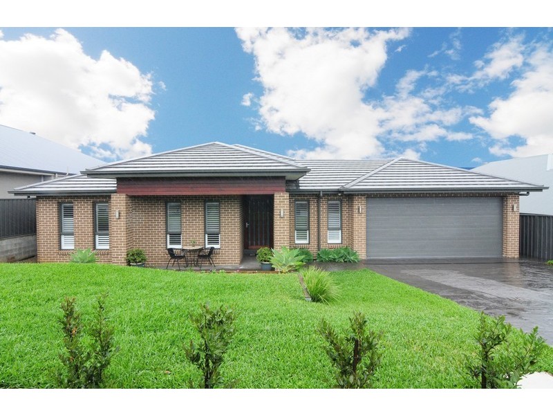 48 Banool Circuit, Bomaderry NSW 2541