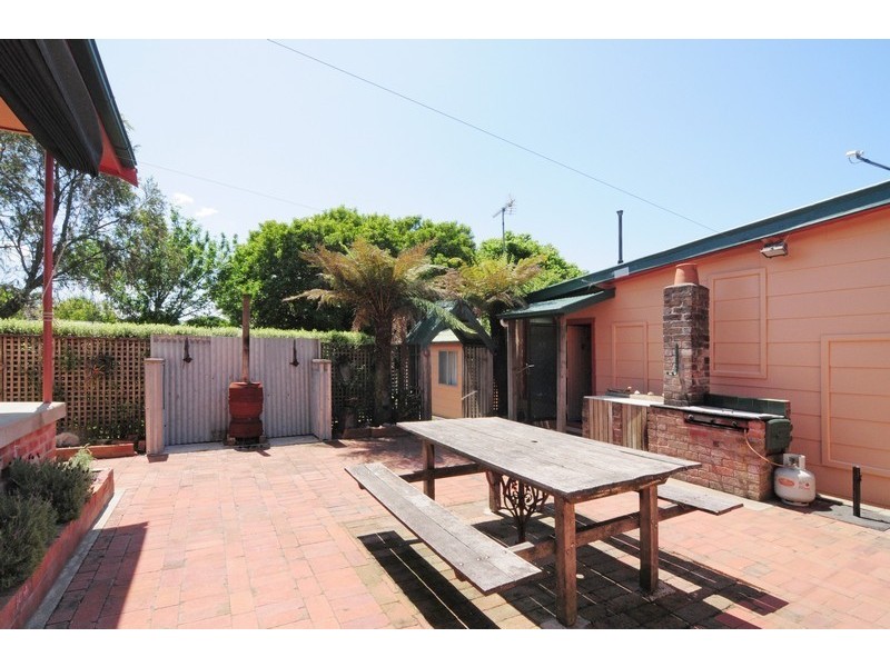 23 Jervis Street, Nowra NSW 2541