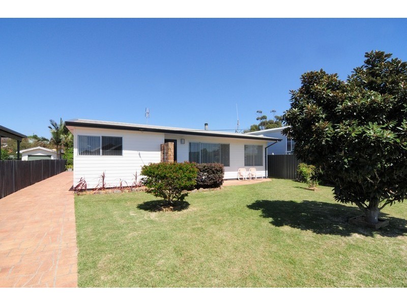 42 Adelaide Street, Greenwell Point NSW 2540
