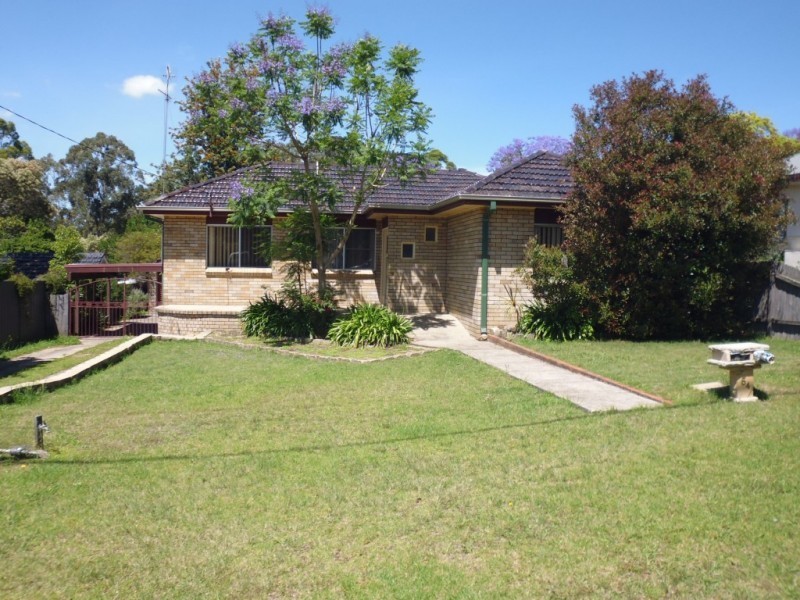 54 Birriley Street, Bomaderry NSW 2541