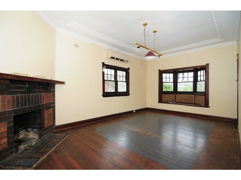 86 East Street, Nowra NSW 2541