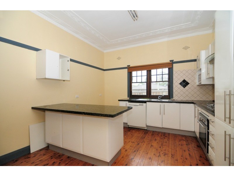 86 East Street, Nowra NSW 2541