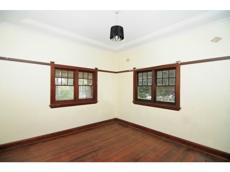 86 East Street, Nowra NSW 2541