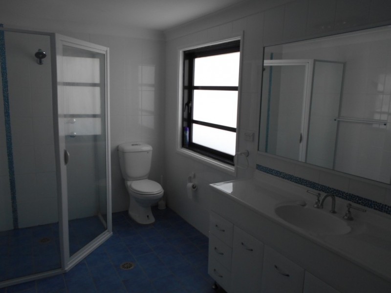 107 Greenwell Point Road, Greenwell Point NSW 2540