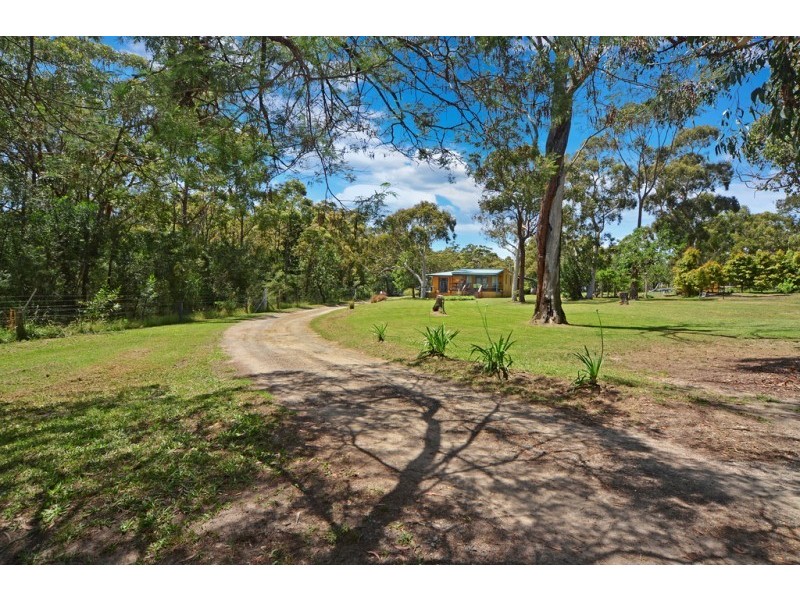 19 Gardner Road, Falls Creek NSW 2540