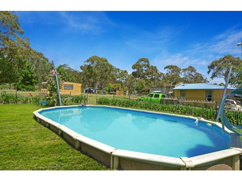 19 Gardner Road, Falls Creek NSW 2540
