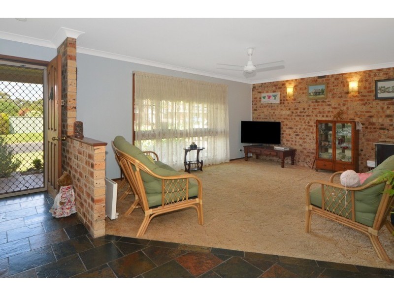 1 Booragal Place, North Nowra NSW 2541