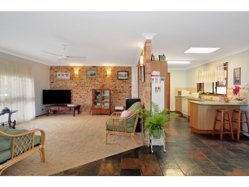 1 Booragal Place, North Nowra NSW 2541