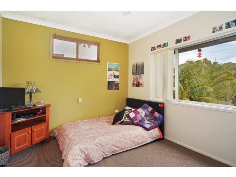 18 Hale Avenue, Nowra NSW 2541