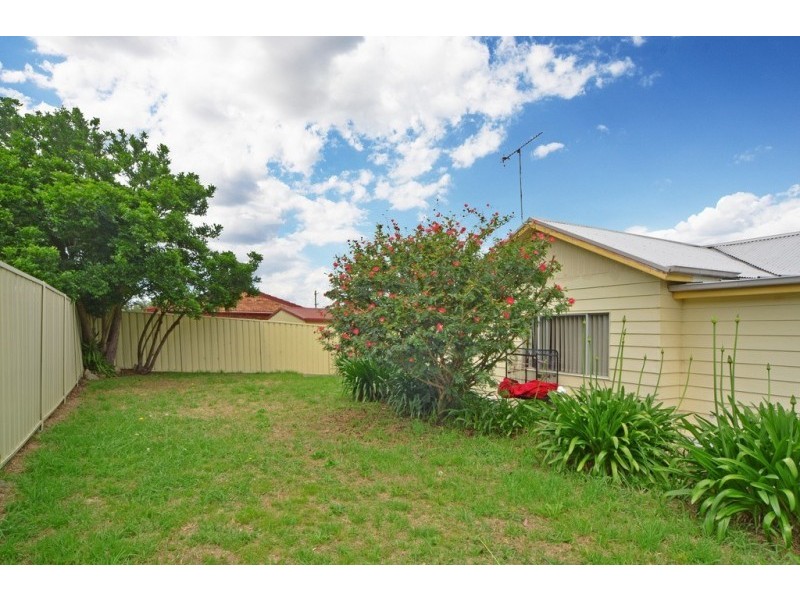 18 Hale Avenue, Nowra NSW 2541
