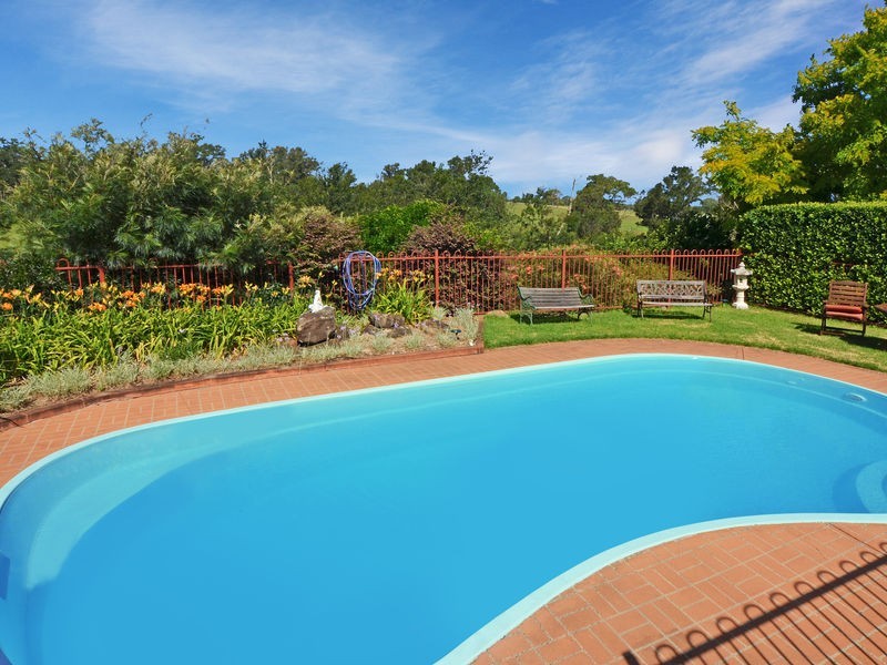 25 Kongoola Avenue, Cambewarra NSW 2540