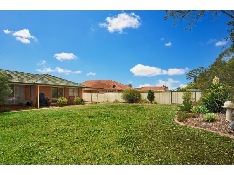 11 Mountain Ash Place, Worrigee NSW 2540