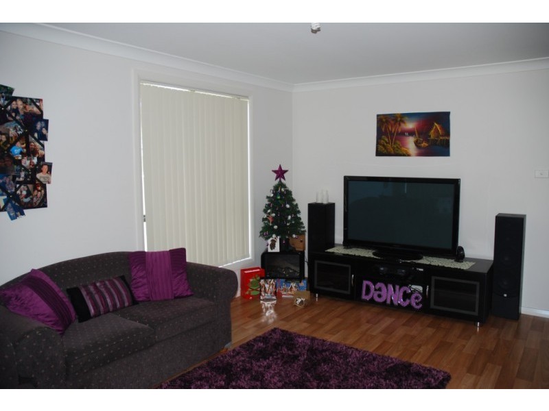 1/5 Barbarta Grove, Worrigee NSW 2540