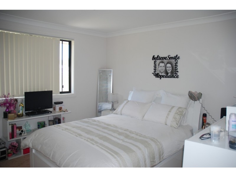 1/5 Barbarta Grove, Worrigee NSW 2540