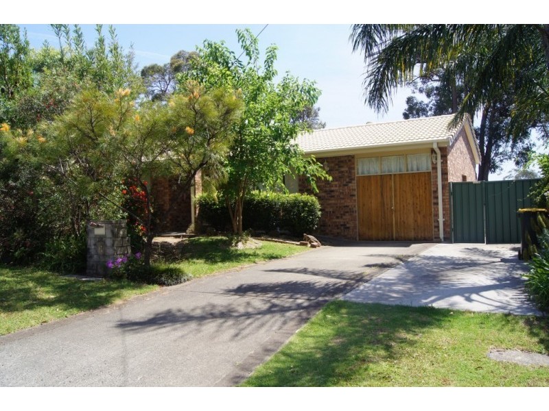 8 Jaycee Avenue, Nowra NSW 2541