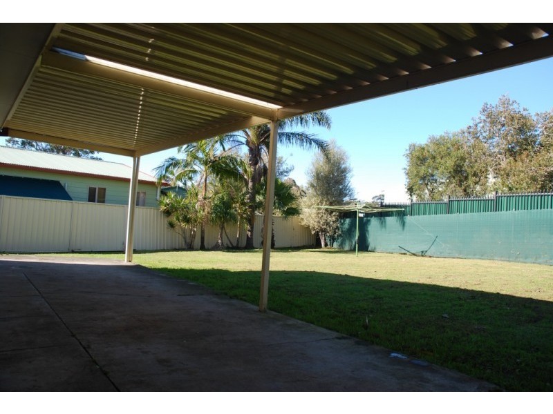 6 Maybush Crescent, West Nowra NSW 2541