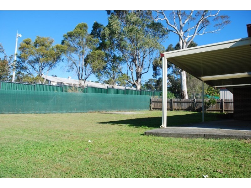 6 Maybush Crescent, West Nowra NSW 2541