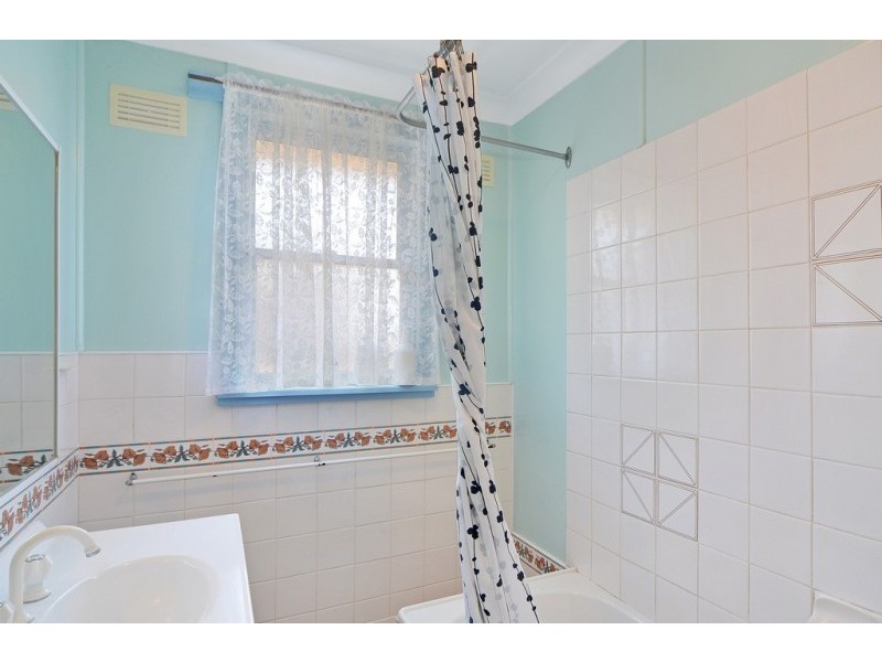 60 McKay Street, Nowra NSW 2541
