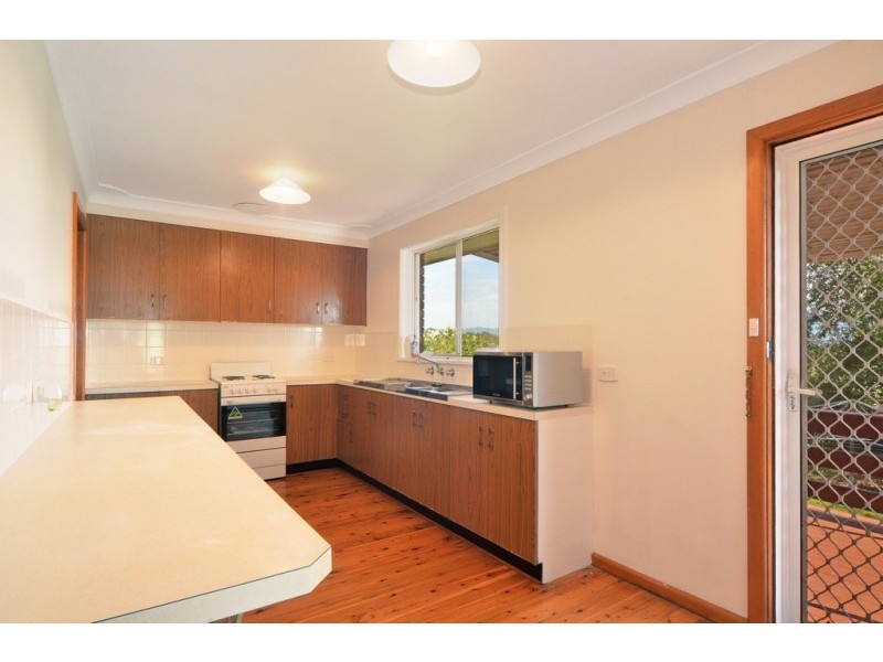 27 Elder Crescent, Nowra NSW 2541