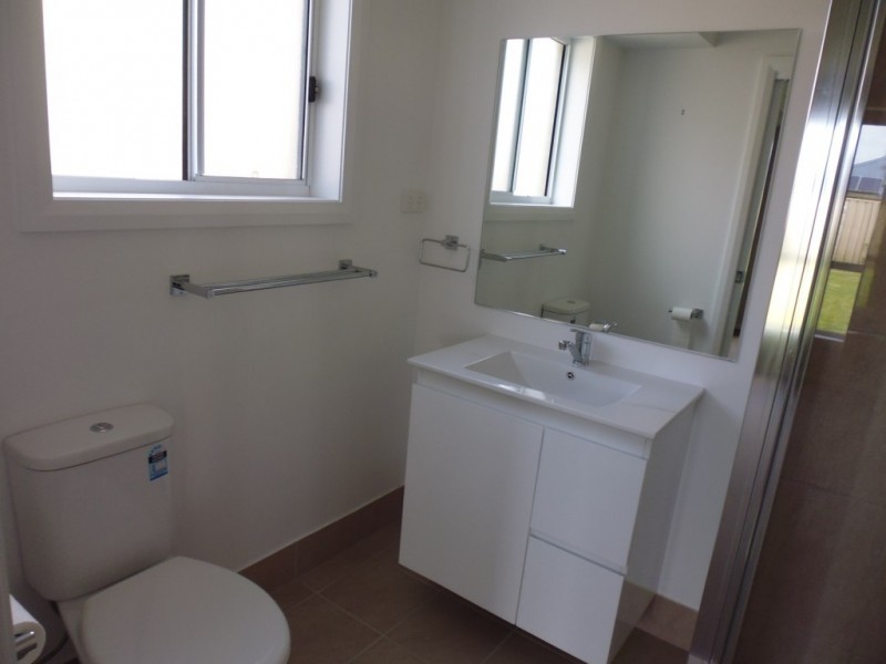 7b The Garden Walk, Worrigee NSW 2540