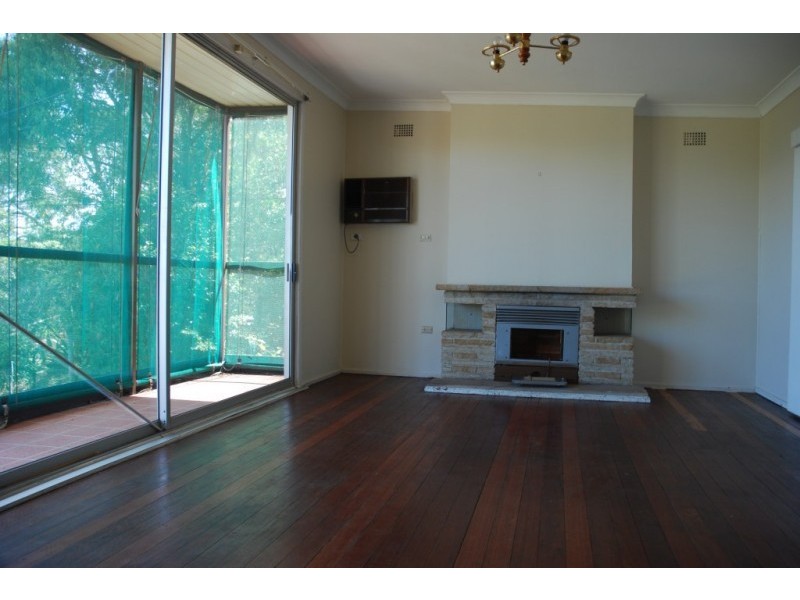 71 Birriley Street, Bomaderry NSW 2541