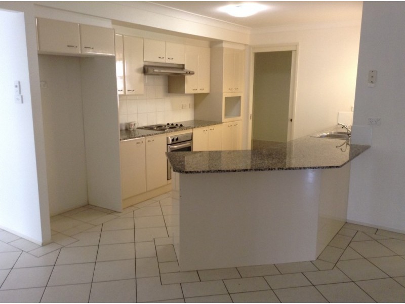 33 Golden Grove, Worrigee NSW 2540