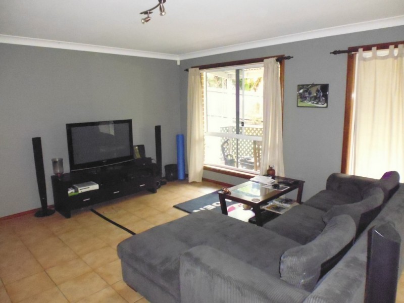 15 Jaycee Avenue, Nowra NSW 2541