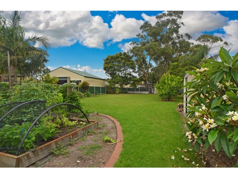 12 Adelaide Street, Greenwell Point NSW 2540