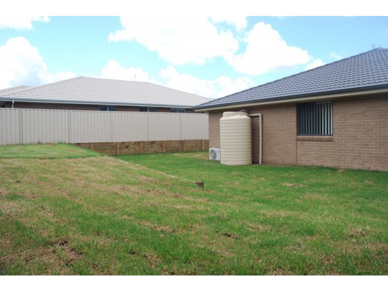 5 Doreen Court, West Nowra NSW 2541