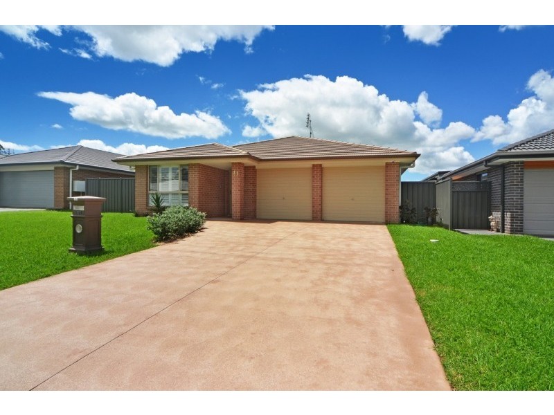 11 Bowerbird Street, South Nowra NSW 2541