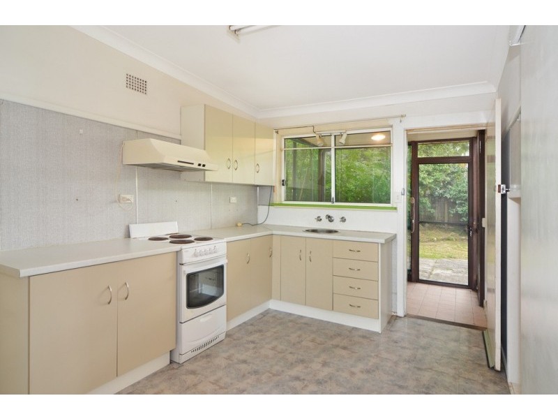 71 Birriley Street, Bomaderry NSW 2541