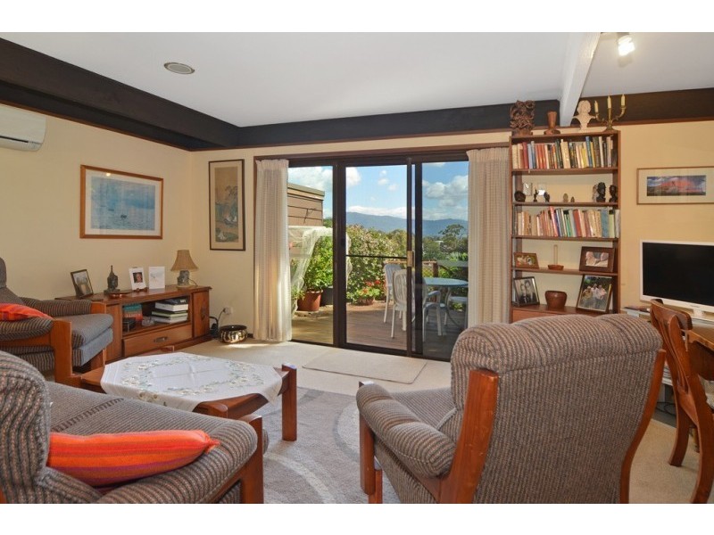 13 Elder Crescent, Nowra NSW 2541