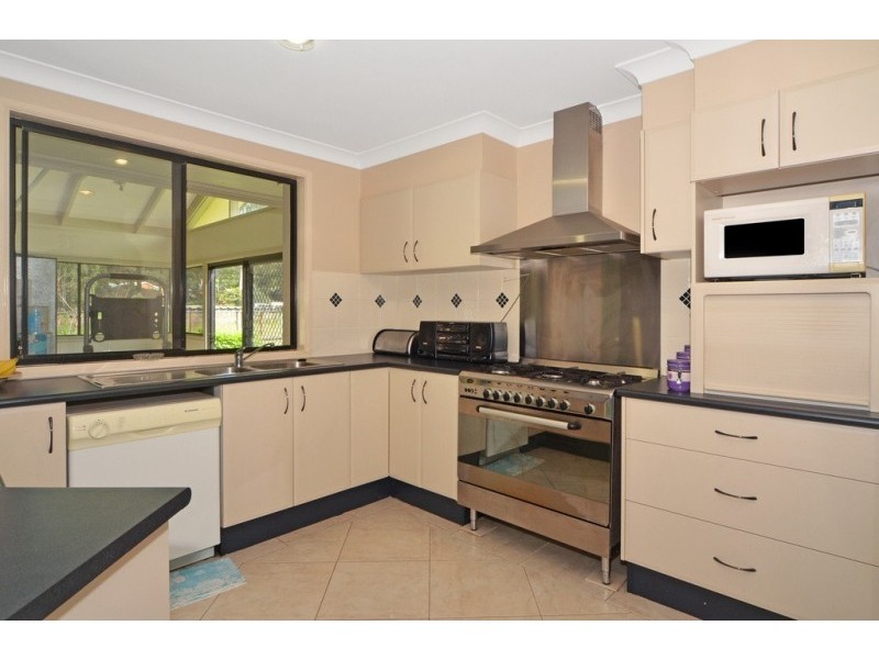 11 Lightwood Drive, West Nowra NSW 2541