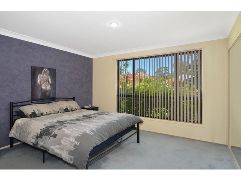 11 Lightwood Drive, West Nowra NSW 2541