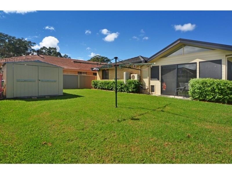 11 Lightwood Drive, West Nowra NSW 2541