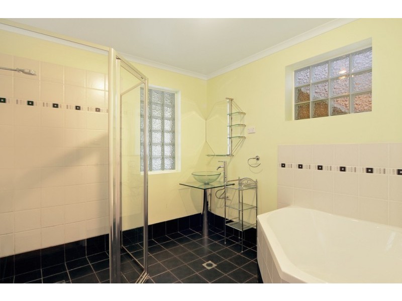 3 Bindon Close, Bomaderry NSW 2541