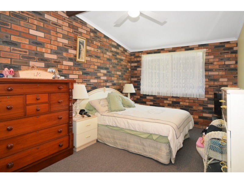 9/49 Brinawarr Street, Bomaderry NSW 2541