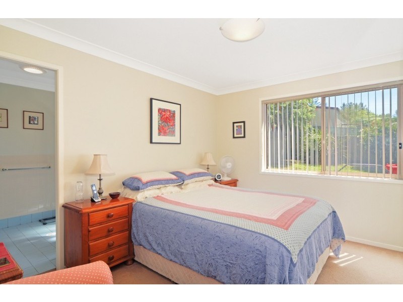 9/33 Lynburn Avenue, Bomaderry NSW 2541