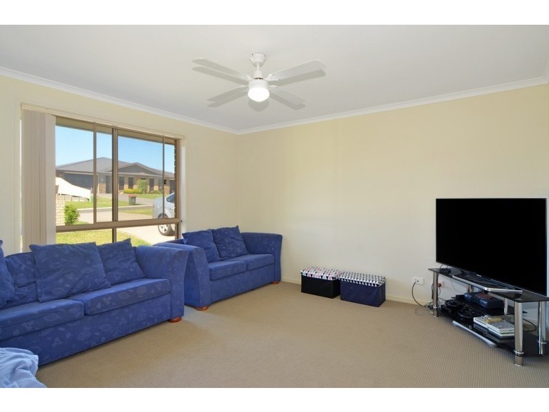 14 Nutans Crest, South Nowra NSW 2541