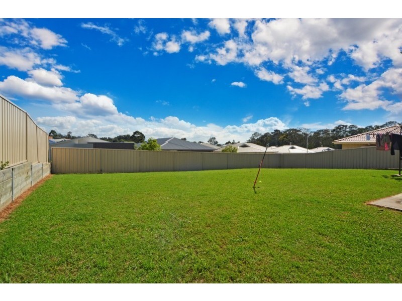 14 Nutans Crest, South Nowra NSW 2541