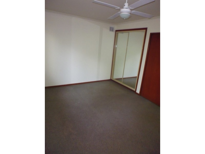 15 Wondalga Crescent, Nowra NSW 2541