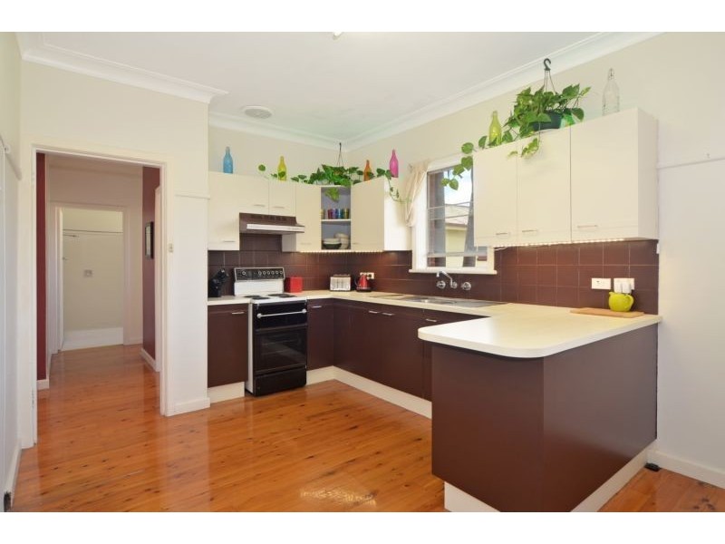 68 Jervis Street, Nowra NSW 2541