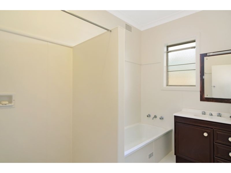 68 Jervis Street, Nowra NSW 2541